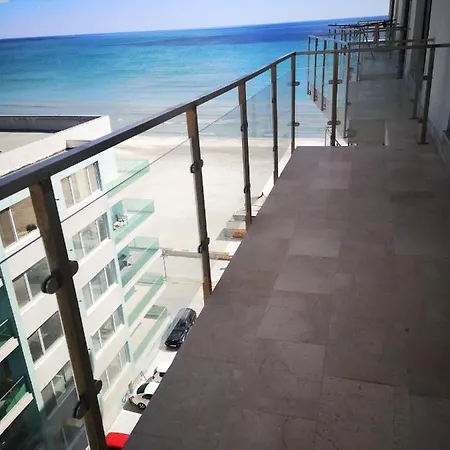Promenada *